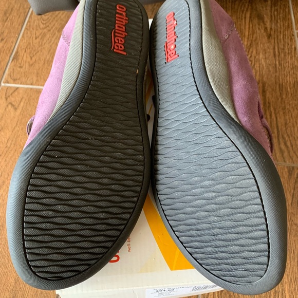 Shoes by Orthoheel sz 8.5 - Picture 3 of 4